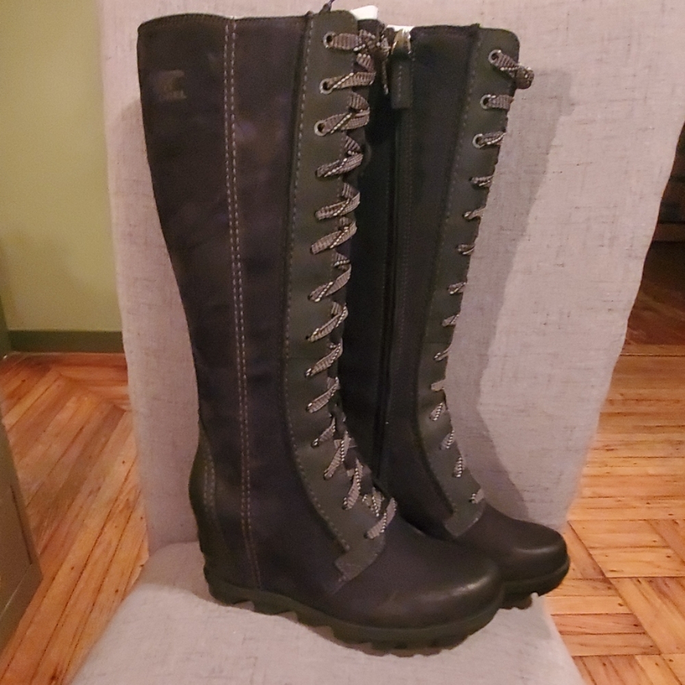 Sorel Joan of Arctic II tall wedge boots in box